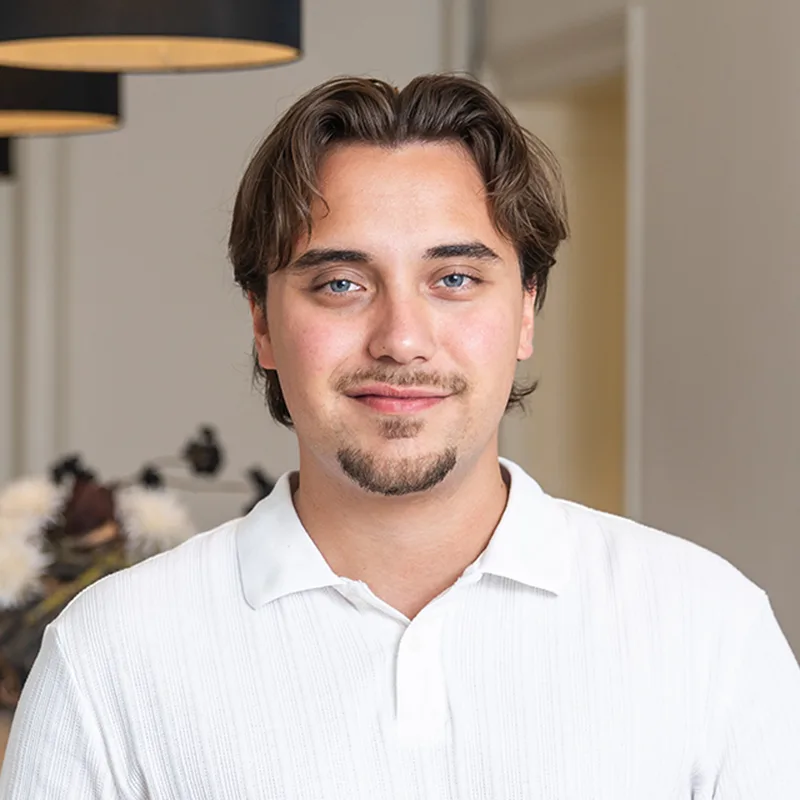 julian wachter 2026 portrait